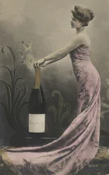 Mädchen mit Champagnerflasche